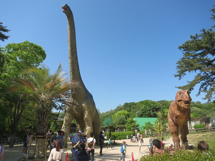 恐竜モニュメント（東公園）